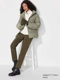 HEATTECH Easy Pants | UNIQLO US Uniqlo Women Outfit Casual, Uniqlo Women Outfit, Uniqlo Heattech, Uniqlo Style, Warm Pants, Winter Capsule, Sporty Casual, Casual Trousers, Christmas Wish