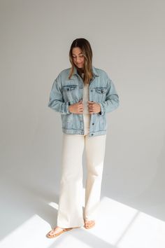 The Hunter Jean Jacket perfectly combines our signature denim you love with maximum comfort! The fabric is buttery-soft and gently rests on the skin, designed to give a comfy layering-friendly feel. Complete with a vintage wash, an oversized fit, and functional pockets and buttons, the Hunter Jean Jacket is tailored to meet the demands of your day-to-day needs! Coast Collection FIT Oversized, Boyfriend Fit Vintage Distressed Details Functional Buttons Front Pockets Embroidered CJ Tracey is 5'11 The Hunter, Maternity Shops, Basic Dress, Kimono Cardigan, Kimono Dress, Denim Jean Jacket, Boyfriend Fit, Short Jacket, Sweater Blouse