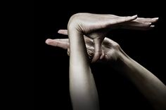 Aside from the heavy medical lingo, great article on Joint hypermobility syndrome (Current thinking identifies JHS as synonymous with type III EDS). Elhers Danlos Syndrome, Gang Sign, Chiari Malformation, Spoonie Life