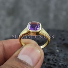 Main Stone: Natural African Amethyst Metal Purity: Solid 925 Sterling Silver Metal Color: Bright Silver & More Option Gemstone Weight: 3.50 carets Silver Weight: 5.80 grams Gross Weight: 6.10 grams Gemstone Size: 10x10mm ----------------- gift for father, gift for dad, fathers day ring, ring for dad, Wedding Rings For Man, Amethyst Ring Gold, Rings For Man, Silver Ring Wedding, Ring Man, Signet Ring Men, Father Gift, Plated Ring, Gold Plated Rings