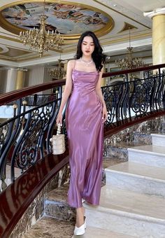 Satin Prom Dress Aesthetic, Purple Dress Aesthetic, Purple Evening Dress, Dresses Satin, Satin Evening Dresses, Dress Satin, Long Prom Dresses, Looks Chic, Long Prom Dress