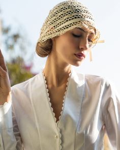 L'Orient Blanc accessories also reflect the East-West synthesis in every stitch. Alençon, designed in Paris and made with the technique of Balıkesir Ören, comes to life with the skills of housewives. Feel the delicacy of crochet in your style with the Alençon hat. Fitted Crochet Hat For Spring, Elegant Spring Crochet Hat, Elegant Adjustable Crochet Hat For Spring, Spring Crochet Lace Hat, Mini Hats, East West, Fascinator, Your Style, Caps Hats