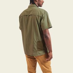 Our new Forager Utility Shirt takes cues from Japanese outdoor gear we've been admiring for years. Vintage styling combines swimmingly with tonal buttons and tough nylon fabric for a sleek, layerable tech shirt that will let you forage with ample storage. The Forager’s range includes hiking trails, bars and urban jungles all over the globe. Acl Music Festival, Japanese Outdoor, Fleece Hats, Utility Shirt, Vintage Styling, Tech Shirt, Nylon Fabric, Fall Collections, Hiking Trails