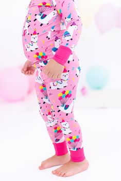 These pajamas are a perfect combination of comfort and style! Crafted from a blend of bamboo viscose and spandex fabric, they provide a soft and snug fit, while their adorable prints are sure to make them a sleepwear favorite. The breathable fabric keeps little ones comfy all night long. MATERIAL/FEATURES: -95% viscose from bamboo, 5% spandex -made from bamboo viscose not treated with any harsh chemicals -tagless for added comfort -buttery soft and great for sensitive skin **Colors may vary slightly from how they appear on your computer or smartphone screen** SIZING/FIT: -true to size and meant to be worn snug-fitting -size up when between sizes or for room to grow -models are wearing sizes 18-24M and 6T -Please see size chart for sizing info. WASH/CARE INSTRUCTIONS: -machine wash cold wit Long Sleeve Multicolor Sleepwear With Character Print, Kids Pajamas Girls, Disney Cotton Sleepwear With Character Print, Unicorn Kid Pajamas, Pink Unicorn Print Sleepwear, Teddy Bear Clothes, Bear Outfits, Skin Colors, Spring Baby