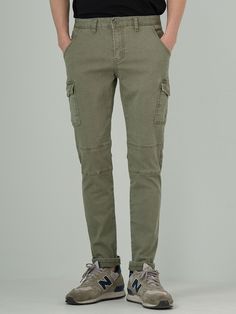 Editor's NotesCP 003 Washed Cargo Pants Khaki from HALBKREIS is a tapered fit cargo pant item made from stonewashed fabric. It has flap pockets on both sides of the thigh and a vintage leather label on the back of the waist.- 10 wt. cotton thread- Tapered fit- Stone-washed fabric- High quality stitchesMeasurements (in.)- S / M / L- Length: 38.1 / 38.5 / 38.9 in.- Waist: 11.8-16.9 / 12.5-17.7 / 13.3-18.5 in.- Thigh: 12.5 / 12.9 / 13.3 in.- Crotch: 11.0 / 11.4 / 11.8 in.- Hem: 4.7 / 5.1 / 5.5 in.* Khaki Mid-rise Relaxed Fit Cargo Pants, Khaki Utility Cargo Pants With Tapered Leg, Khaki Utility Cargo Jeans With Tapered Leg, Khaki Tapered Leg Utility Cargo Pants, Khaki Tapered Leg Cargo Jeans With Multiple Pockets, Khaki Tapered Leg Jeans With Pockets, Khaki Cotton Tapered Leg Cargo Jeans, Khaki Tapered Cargo Jeans With Flap Pockets, Tapered Leg Khaki Cargo Jeans