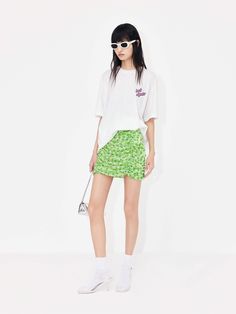 MO&Co. Women's Pleated Floral Print Skirt This skirt is made of lightweight mesh fabric, featuring a pleated design that adds beautiful texture. The classic flower print and draped details combine to make a chic look. A hidden zipper and inner lining ensure a comfortable fit. Features : - Flower print- Side zipper closure- Draped details and mesh material with lining Code: MBC2SKTT18The back length of size S is 39.5cmMATERIALS & CARE Material: 100% PolyamideIron with steam onlyOur sizes might be White Asymmetrical Pleated Skirt For Summer, Summer Pleated Asymmetrical Mini Skirt, Summer Asymmetrical Pleated Mini Skirt, Summer Asymmetrical Pleated Skort, Spring Pleated Asymmetrical Skort, Pleated Asymmetrical Skort For Summer, Chic Asymmetrical Pleated Skort For Summer, Asymmetrical Pleated Skort For Summer, Summer Pleated Asymmetrical Skort