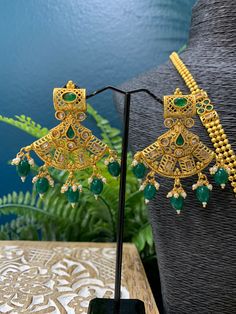 22k gold plated south style necklace / rani haar. Comes with matching earring . Adjustable dori , pearl work all over them mala and clear polki work. earring is about 2.5 inch long, push back . Rani Haar, Pearl Work, Style Necklace, 22k Gold, Matching Earrings, Emerald Green, Temple, Emerald, Plating