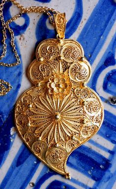 Portugal HUGE Filigree Handmade Heart of Minho Viana by Atrio, Gold Bath, Replica Jewelry, Filigree Heart, Filigree Jewelry, Handmade Heart, Gold Filigree, Bellini