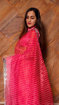 saree can doyen any festive occasion. This multicolor organza saree is one of the best picks for a day function . PRODUCT DETAILS Saree- organza (Fabric) Blouse - Organza Blouse will be unstitiched ( 1meter) Length of Saree-5.5 meter Ì_ SKU#: 11422129PK Disclaimer: All our pieces are handcrafted in our manufacturing unit .We Ensure that our pieces are shot professionally under controlled lighting. Colours tend to be perceived differently depending on factors such as shot angles, lighting, backgr Pink Organza Saree, Blouse Organza, Saree Organza, Organza Blouse, Potli Bag, Organza Saree, Organza Fabric, Saree Fabric, Saree Online