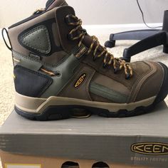 Brand New. Retail For $215-240. Men’s Size 9 Keen Shoes, Hiking Boots, Men's Shoes, Shoe Boots, Hiking, Man Shop, Brand New, Boots, Black