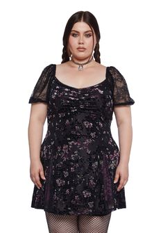 base|black Gothic Short Sleeve Dress With Lace Trim, Plus Size Aesthetic, Current Mood Clothing, Character Outfit Ideas, Lace Short, Ruched Bodice, Current Mood, Lace Mini Dress, Dolls Kill