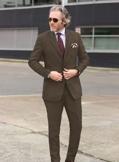 Pursue the subtly charming elegance with our Italian Prato Brown Linen Suit. Nevertheless, our suit is made from a pure linen fabric which showcases a calm, uniformly smooth glance, including airy and supple characters making a brilliant choice for hot and humid climates. Besides, the cloth is covered with a solid finish over a brown hue, a dapper edge to the persona. Furthermore, complement the signature standout looks with detailed tailoring, which keeps things classic with premium fit, so mak Brown Linen Suit, Hot And Humid, Linen Suit, The Cloth, Pure Linen, Linen Fabric, Persona, Pure Products, Fabric