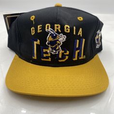 Vintage Georgia Tech Yellowjacket Cardinal Cap 80s Trucker Hat Snapback. Vintage Baseball Cap For College, Vintage Curved Brim Hats For College, Vintage Cap For College, Vintage Winter Trucker Snapback Hat, Vintage Winter Snapback Trucker Hat, Throwback College Cap, Adjustable Throwback Hats For College, Vintage Snapback Hat For Spring Streetwear, Vintage Snapback Hat With Flat Bill For Spring