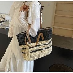 Casual Handwoven Shoulder Bag For Vacation, Casual Braided Straw Shoulder Bag, Braided Tote Shoulder Bag For Beach Season, Casual Braided Straw Bag, Trendy Braided Bag For Vacation, Chic Braided Shoulder Bag For Travel, Braided Bags For Vacation, Braided Shoulder Bag For Vacation, Braided Vacation Bag