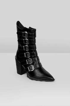 2 THE POINT.- Statement, faux leather boot.- Pointed toe.- Statement buckles.- Inside zip closure.- Heel height 9cm/3.5"- Wipe clean.with KILLSTAR branding, 100% PU. Goth Vtuber, Medieval Vampire, Boots Victorian, Vampire Outfit, Boots Demonia, Comic Dress, Buckled Boots, Gothic Wardrobe, Creeper Boots