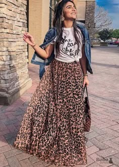 Flowy Boho Skirt Stella - Boho Dress Official Boho Skirt Pattern, Look Hippie Chic, Look 2023, Bohemian Maxi Skirt, Casual Boho Style, Look Boho Chic, Flare Maxi Skirt, Gotta Work, Bohemian Style Clothing