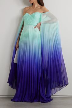 EXCLUSIVE AT NET-A-PORTER. Marchesa Notte always designs gowns fit for fairy tales, so you can be sure they're perfect for celebrating happy events and occasions in. This one is cut from pleated chiffon in graduating shades of blue and has a sweeping cape-effect overlay that floats behind as you walk. Forgo a necklace in favor of dangling earrings. Cocktail Wear, Mixed Patterns, Off Shoulder Gown, Boho Tunic Tops, Fashion Gowns, Pleated Chiffon, Fantasy Gowns, Long Necklaces, Dresses Boho