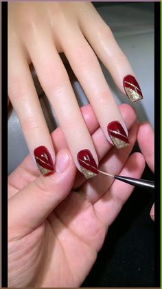 Transform your nails into a canvas of fall beauty with this nail art tutorial. With this DIY tutorial you can learn how to paint fall leaves for a seasonal twist on your nails. Embrace the cozy vibes and let your nails do the talking this autumn. 🍂💅 Follow @manicureguru for more nail art designs and tutorials 49ers Nails Designs Nailart, Red Polish Nail Designs, Red And Gold Gel Nails, Elegant Nails Classy 2024, Red And Gold Nails Ideas, Red Gel Nails Designs, Acrylic Nail Designs Classy, Nail Ink, Elegant Touch Nails