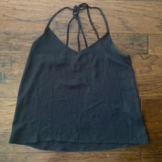 Beautiful Black Hollister Spaghetti Strap Top. Nwot Size Extra Small. Smoke Free Home. Bundle For More Savings. Bin 3 Black V-neck Top With Delicate Straps, Casual V-neck Camisole With Straps, Casual V-neck Tank Top With Straps, V-neck Camisole With Straps For Day Out, Black Sleeveless Top With Crisscross Straps, Casual Fitted Camisole With Crisscross Straps, Fitted Casual Camisole With Crisscross Straps, Black Tank Top With Delicate Straps, Black Tank Top With Delicate Straps For Summer