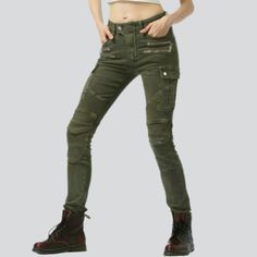 Look stylish and feel confident with our 2023 Spring-Summer Collection of Women's Moto Jeans! With their mid-waist. slim fit and zipper & button closure. these riding-style jeans make an impeccable fashion statement. Plus. they come in a stonewashed finish for extra flair!Why These Moto Jeans Are a Must-Have Biker Style: Look street and stylish with these medium-rise biker jeans! Slim Fit: Show off your curves with a slim fit that flatters your figure. Zipper & Button Closure: Easy to wear and s Jeans For Ladies, Riding Jeans, White Jeans Men, Street Style Aesthetic, Yellow Denim, Moto Jeans, Biker Jeans, Autumn Collection, Motorcycle Outfit