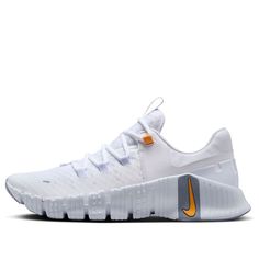 Nike Free Metcon 5 'White Bright Mandarin' DV3949-101 - KICKS CREW Mens Nike Shox, Types Of Exercise, Nike Free Metcon, Nike Hyperdunk, Natural Movement, Limited Edition Sneakers, Wide Heels, Nike Metcon, Nike Basketball Shoes