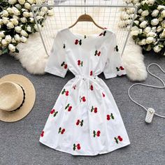 Fairy dress,floral dress , cute floral waist-in A-line dressMaterial:tulleStyle:sweetColor: as pictureFeatures:floral applique,cuteSize: one size(cm) S,M,L ,XL,2XL 1inch=2.54cm 1cm=0.39inchS:shoulder:35,bust:86,waist:68,sleeve:26,length:85&ltp&gtM:shoulder:36,bust:90,waist:72,sleeve:27,length:86</p>&ltbr/>&ltp&gtL:shoulder:37,bust:94,waist:76,sleeve:28,length:87</p>&ltbr/>&ltp&gtXL:shoulder:38,bust:98,waist:80,sleeve:29,length:88</p>&ltbr/>&ltp&gt2XL:shoulder:39,bust:02,waist:84,sleeve:30,length Fairy Dress, Floral Applique, Dress Floral, Homecoming Dresses, Floral Dress, A Line Dress, Homecoming, Cold Shoulder Dress, Prom