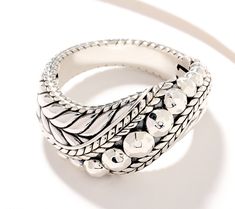 Elegance + craftsmanship. With this sterling silver JAI ring of graduated hammered beads as your chosen accessory, compliments (and confidence in your style) are a given. From JAI. Silver Stackable Rings, Western Jewelry, Hammered Silver, Ring Size Guide, Beaded Rings, Stackable Rings, Basket Weaving, Your Style, Jewelry Rings