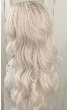 I'm in love with this hair color Hair Inspo Color, Great Hair, Aesthetic Hair, Blonde Hair Color