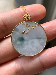 Jade Amulet Jewelry With Round Pendant, Round Aventurine Jewelry Gift, Aventurine Jewelry Gift, Fine Jade Pendant Jewelry, Fine Jewelry Jade Pendant, Jade Jewelry With Large Pendant As A Gift, Jade Jewelry With Large Pendant For Gift, Jade Pendant Amulet Jewelry, Jade Amulet Pendant Jewelry