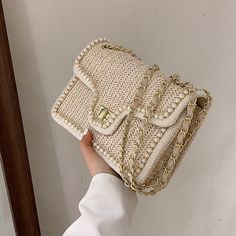 SPECIFICATIONSTypes of bags: Shoulder & Crossbody BagsStyle: FashionShape: CircularPlace Of Origin: HE BEI ProvincePlace Of Origin: HE BEI ProvincePattern Type: KnittingOrigin: CN(Origin)Occasion: VersatileNumber of Handles/Straps: SingleModel Number: nz210528Main Material: StrawLining Material: PolyesterInterior: Interior CompartmentInterior: Interior Slot PocketInterior: Cell Phone PocketInterior: Interior Zipper PocketInterior: Interior Key Chain HolderHardness: HARDHandbags Type: Shoulder Ba Square Crossbody Bag, Summer Handbag, Cotton Shirts Women, Summer Handbags, Womens Designer Handbags, Handbags Casual, Jackets Men Fashion, Colorful Shoes, Chain Crossbody Bag