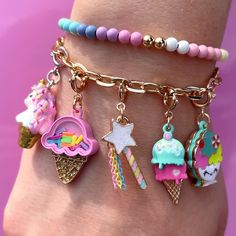 Get ready for a Sundae Funday every day with this Sundae charm! Add this charm to any CHARM IT! bracelet or necklace and customize her collection! features & materials Enamel, Glitter, Base Metal WARNING: Choking Hazard - Small parts. Not for children under 3 years.