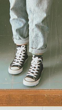 Black Converse, Aesthetic Shoes, Converse All Star, Converse Chuck, Chucks Converse, Sneaker Head, Chuck Taylors