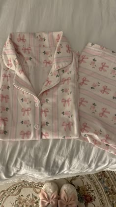 Bow pjs aesthetic Cute Aesthetic Pjs, Cute Pjs Set, Aesthetic Pajama Set, Cute Pjs Aesthetic, Aesthetic Sleepwear, Bow Pajamas, Pajama Aesthetic, Aesthetic Pjs, Pj Aesthetic