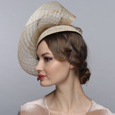 Luxury Gold Hat For Kentucky Derby, Beige Luxury Formal Hat, Formal Beige Hats With Structured Crown, Luxury Fedora For Kentucky Derby, Elegant Gold High Crown Headpiece, Formal High Crown Gold Hat, Luxury Formal Headpiece With Structured Crown, Classic Formal Fascinator For Royal Ascot, Formal Boater Hat With Structured Crown