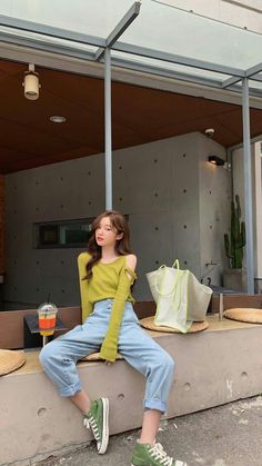 Long Skirt Fashion, Girl Trends, Uzzlang Girl, Colourful Outfits, Ulzzang Girl, Chinese Style, Skirt Fashion, Long Skirt, Mom Jeans