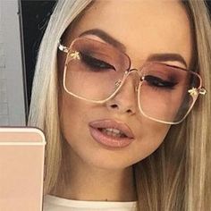 Rose Gold Gradient, Oversized Sunglasses Women, Frameless Sunglasses, Gold Gradient, Small Bees, Designer Shades, Sunglasses Women Designer, نظارات شمسية, Pink Sunglasses