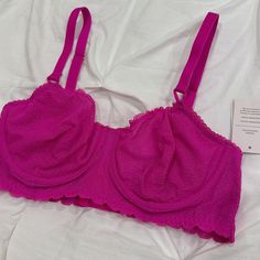 New With Tags Padded Cups Bra For Loungewear, Fitted Padded Bra For Loungewear, Spring Loungewear Underwire Bra, Spring Underwire Bra For Loungewear, Pink Underwire Sleepwear, Pink Bra-friendly Summer Sleepwear, Pink Push-up Bra With Lace Trim, Pink Underwire Camisole With Built-in Bra, Pink Stretch V-neck Bra