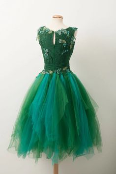 Unique v neck green tulle lace short homecoming dress – Weitese Dress Green Tulle, Short Homecoming Dress, Lace Short, Junior Bridesmaid, Tulle Lace, Junior Dresses, Wedding Bridesmaid Dresses, Homecoming Dress, Flower Dresses