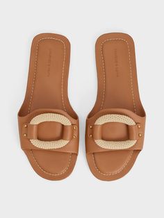 Brown Woven Straw Sandals, Brown Straw Flat Sandals, Brown Flat Straw Sandals, Chic Brown Sandals With Woven Sole, Chic Brown Straw Sandals, Chic Brown Sandals For The Beach, Chic Brown Woven Sandals, Brown Sandals With Woven Sole For Summer, Brown Sandals With Woven Sole For Summer Outings