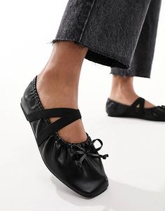 ASOS DESIGN Los Angeles ruched ballet flats with elastic strap in matte black  | ASOS Twenty Fine, Shoes Ballet Flats, Sacs Tote Bags, Women's Flat Shoes, Winter Party Dress, White Trainers, Maxi Dress Trend, Curves Workout, Boho Stil