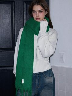 Composition : Polyester 100%Country of Origin : China Green Scarf Outfit, Thrift Fit, Dark Green Scarf, Thrift Fits, Big Scarf, Chunky Scarf, Scarf Outfit, Chunky Scarves, Green Scarf