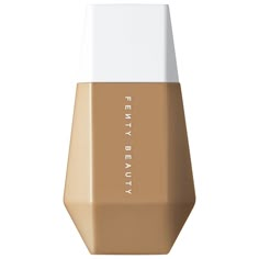 A lightweight, buildable light-to-medium coverage skin tint that leaves skin looking blurred and smoothed – in flexible shades for all. Coverage: LightFinish: Natural Formulation: LiquidIngredient Callouts: Free of parabens and phthalates. It is also vegan, gluten-free, and cruelty-free.What Else You Need to Know:This is a an easy-to-apply, flexible skin tint Rihanna wanted to create. It quickly and visibly evens out your complexion with a blurred effect. The HydraBlend complex and humidity-, sw Fenty Beauty Eaze Drop, Dr Makeup, Olive Undertones, Makeup List, Dream Makeup, Skin Tint, Makeup Wishlist, Makeup Items, Skincare And Makeup