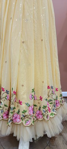 Georgette Sequence Lehenga Set.Lehenga length 41 inchesCrop Top size 34 inches and can be resized to size 38.Crop Top length 15 inches.Product ships immediately within USA. Yellow Cutdana Sets For Reception, Designer Traditional Drape Skirt With Resham Embroidery, Yellow Cutdana Sharara For Reception, Anarkali Skirt With Resham Embroidery, Traditional Skirt With Resham Embroidery For Reception, Anarkali Long Skirt With Resham Embroidery, Traditional Sharara With Dori Work Maxi Length, Yellow Sets With Dori Work For Reception, Designer Yellow Sets With Cutdana Detailing