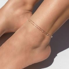 Bridal Jewelry, Dainty Pearl Anklet, Minimal Ankle Bracelet, Rose Gold Anklet – AMYO Bridal Cheap Elegant Ankle Strap Anklets, Cheap Trendy White Anklets, Cheap Elegant White Anklets, Rose Gold Chain Anklet, Cheap Wedding Anklets For Women, Affordable Wedding Anklets For Women, Adjustable Minimalist Anklets, Cheap Dainty Anklets For Summer, Dainty Anklets As Gifts