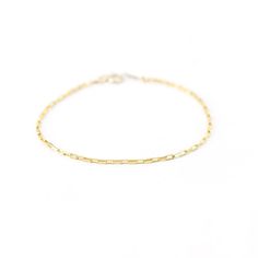 Product information: Applicable gender: female Color classification: texture square chain 16cm is suitable for wrist 14.5-15, texture square chain 18cm is suitable for wrist 16.5-17 Material: 14K gold plated copper Packing list: Bracelet*1 Gold Minimalist Jubilee Chain Bracelet, Gold Minimalist Box Chain Bracelet, Gold Bracelet With Rectangular Links, Tarnish Resistant Gold Bracelet With Rectangular Links, Trendy Gold Plated Bracelets With Rectangular Links, Dainty Metal Bracelets With Gold Chain, Trendy Gold Plated Bracelet With Rectangular Links, Minimalist Tarnish Resistant Gold Plated Chain Bracelet, Everyday Yellow Gold Chain Bracelet