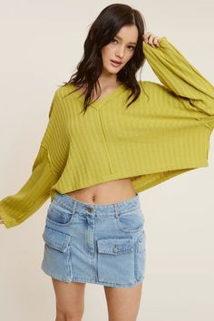 Find the All The Way Green Long Sleeve Crop Top at BohoPink.com! Cute relaxed oversized crop top with V-neckline and exposes seams. Green Long Sleeve Crop Top, Oversized Crop Top, Trousers Details, Boho Pink, Exposed Seams, Green Long Sleeve, Long Sleeve Crop, Long Sleeve Crop Top, All The Way