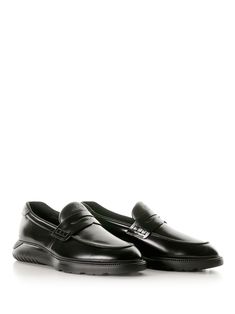 Leather, 100% | Hogan Men's H600 Loafers in Black | FW23/24 Luxury Slip-on Loafers With Vibram Sole, Luxury Semi-formal Loafers With Rubber Sole, Luxury Black Driving Loafers, Luxury Men's Slip-on Loafers, Luxury Masculine Slip-on Loafers, Italian Luxury Brands, Italian Luxury, Leather Loafers, Luxury Retail