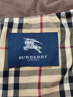 Fantastic Burberry Windbreaker, London 90s. Dark brown cotton jeans jacket with two external and one internal pockets. Button closure of the brand. Hardware all signed. Our products can be used immediately without any problem, there is no dust, smell or anything like that. All products in our shop are guaranteed to be 100% original and authentic. The product that will be shipped is exactly what you see in the picture. Measures: Size - IT- 50 Best size: Length - 84,5 cm Shoulder - 49.5 cm Bust co Burberry Jeans, Vintage Windbreaker, Jean Vest, Burberry Jacket, Jeans Jacket, Vintage Burberry, Burberry London, Jacket Vintage, Cotton Jacket