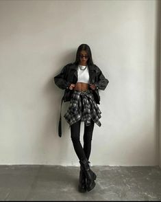 Modern Grunge Outfits, Modern Grunge, Grunge Outfit, New Rock, Look Of The Day, Festival Looks, Looks Chic, Autumn Outfit