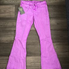 Stitch's New With Defects Has A Minor Stain On The Back Label Tag Size 30 The Gila Flare Jeans Approximate Size Measurements Laying Flat Waist: 16 Rise: 8.5 Inseam: 35.75 Full Length: 44.5 Please Comment For Questions! Spring Purple Jeans With Relaxed Fit, Fitted Casual Lavender Bottoms, Fitted Lavender Casual Bottoms, Lavender Fitted Casual Bottoms, Trendy Lavender Stretch Bottoms, Spring Purple Relaxed Fit Jeans, Spring Lavender Fitted Bottoms, Casual Mid-rise Purple Jeans, Casual Lavender Bottoms For Spring